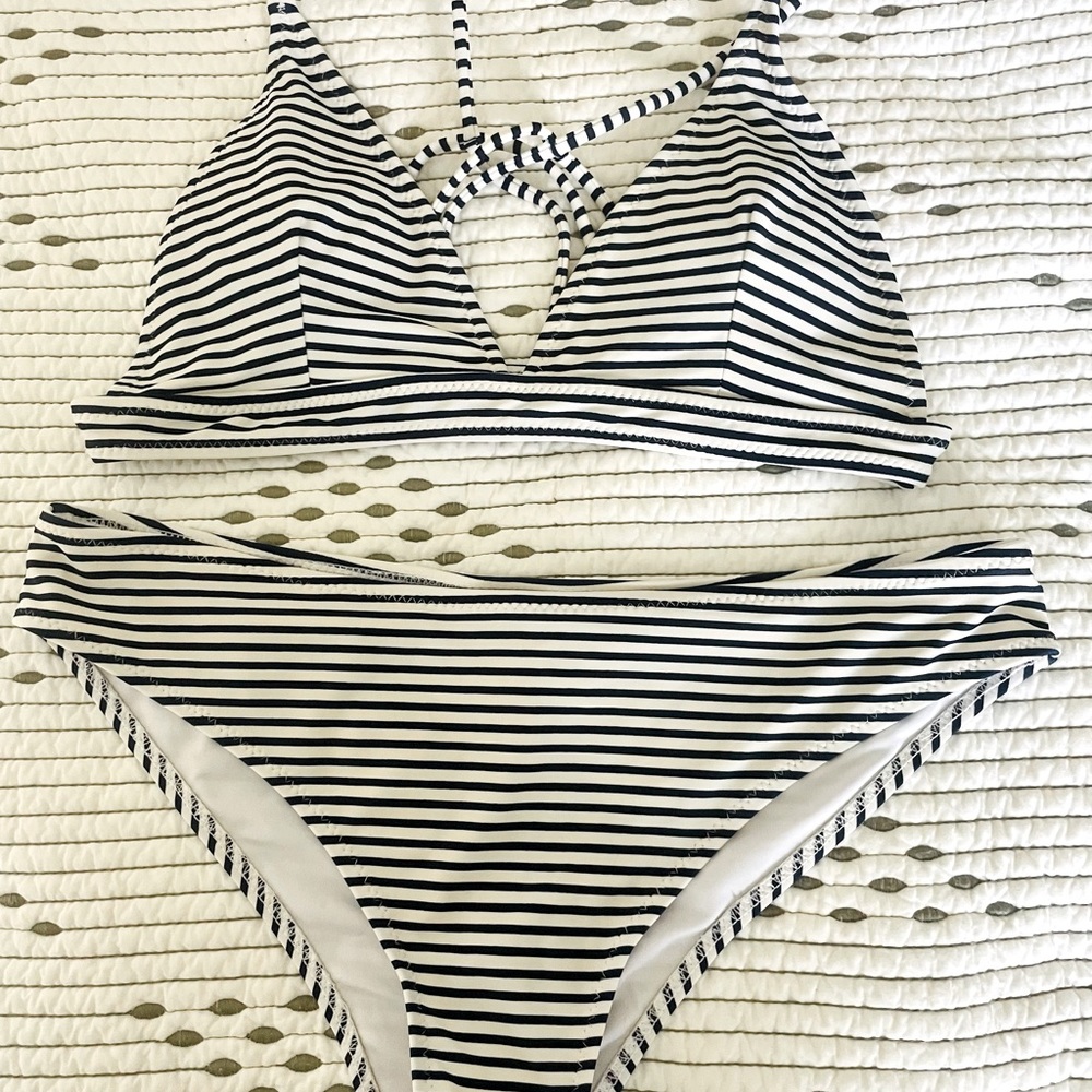 Hit Summer Striped Bikini Set